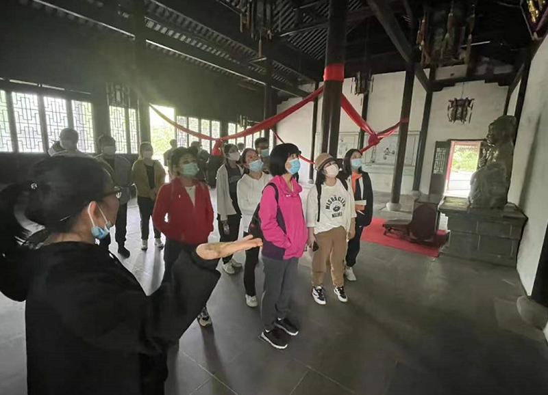 追寻红色印迹 汲取奋进力量 | 精华股份党史教育暨户外团建活动(图7)