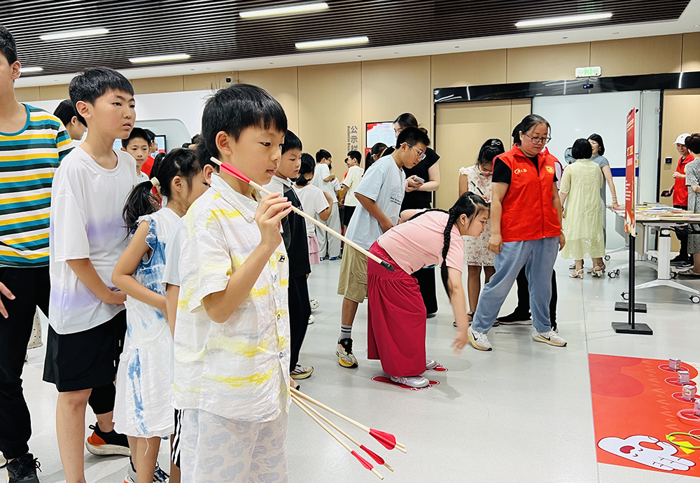 宁波2026年“思政妙旅・金色书香线”示范活动在我司圆满举办(图9) 宁波2026年“思政妙旅・金色书香线”示范活动在我司圆满举办(图9)